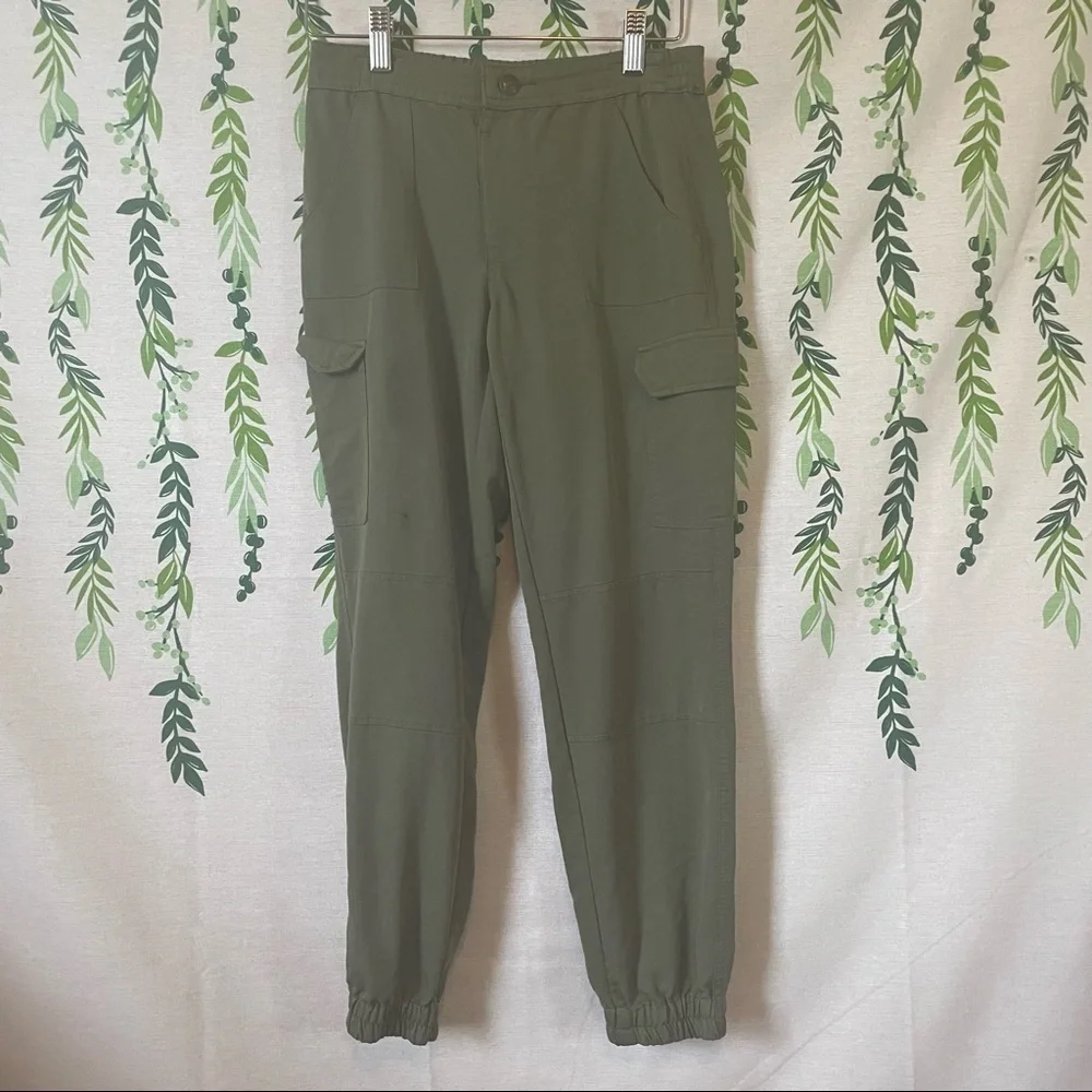 Size 12 Kids Olive Green Joggers A1